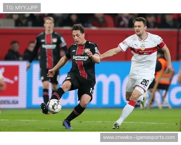 勒沃库森4-0大胜对手,继续以全胜战绩领跑德甲积分榜 勒沃库森4-0大胜对手,继续以全胜战绩领跑德甲积分榜