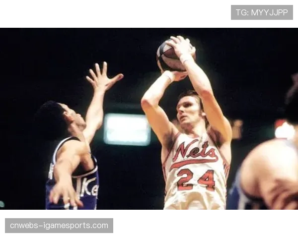 新建设的巴里俱乐部主场通过验收，将增设球迷互动数据屏